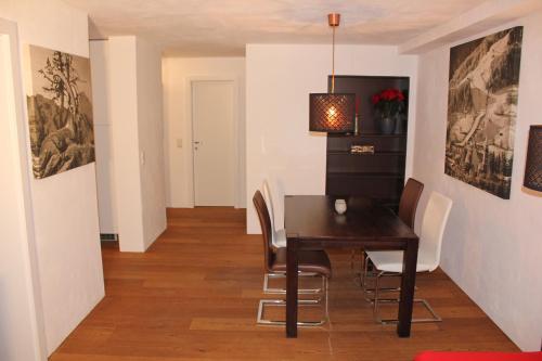 AHA-APARTMENT