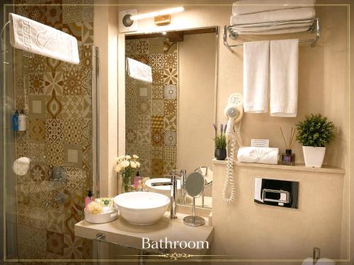 Angel's Home Hotel - image 33
