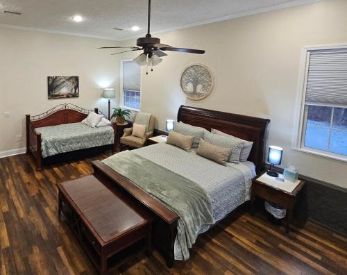 Oakwood Oasis-Studio w Laundry & Kitchen