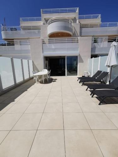 Zen Horizon - Piscine chauffee - Spacieux - Vue exceptionnelle in Le Trayas Superieur
