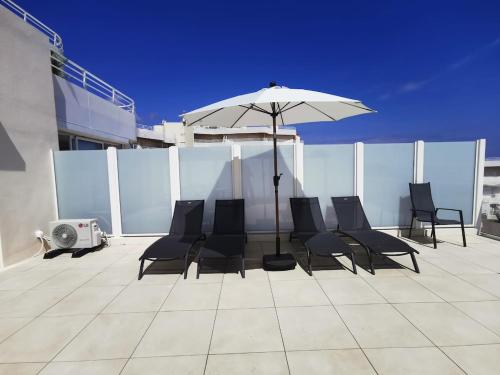 Zen Horizon - Piscine chauffee - Spacieux - Vue exceptionnelle in Le Trayas Superieur