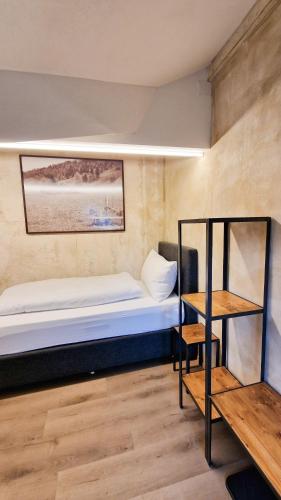 1 twin bed