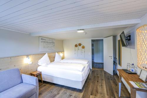 1 queen bed