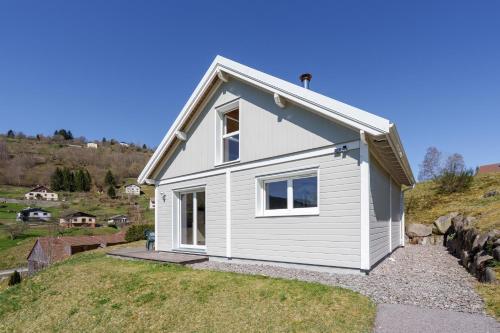 La Goutte du Rouan - Joli chalet avec terrasse