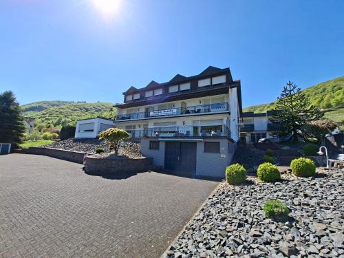 Pension Mosella, Gästezimmer in Sankt Aldegund, Deutschland