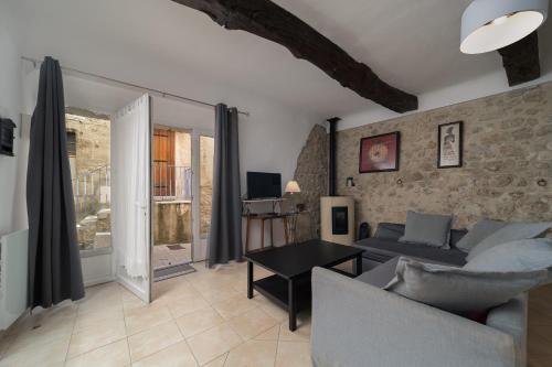 Maison de village Les Amandiers - À 10 min du lac (Maison de village Les Amandiers - A 10 min du lac) in 韋爾東河畔博迪納爾