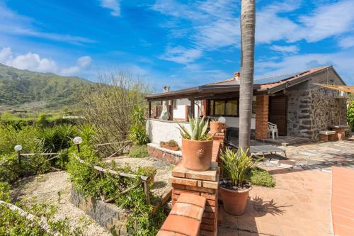 Vista exterior, Villa Virginia in Francavilla Sicilia