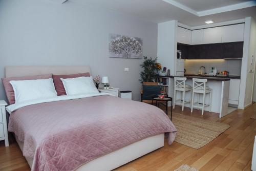 Manhattan studio A blok - Apartment - Novi Beograd