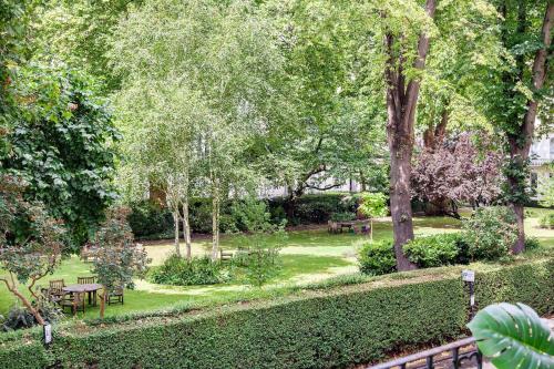 Kensington Gardens Studio - 12