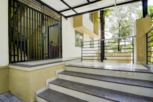 Bejárat, Collection O Calicut Near Calicut Medical College in Vrindavan Colony