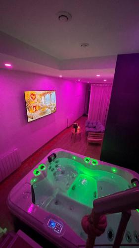 Karstais baseins, Luana SPA Boussois in Recquignies