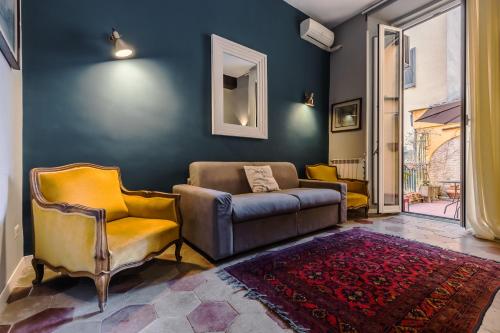 Apartment with nice terrace by the Amazing Pantheon