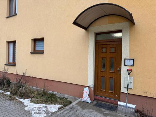 Ieeja, Luxury apartment near Prague - Garden - Parking in Mechenice
