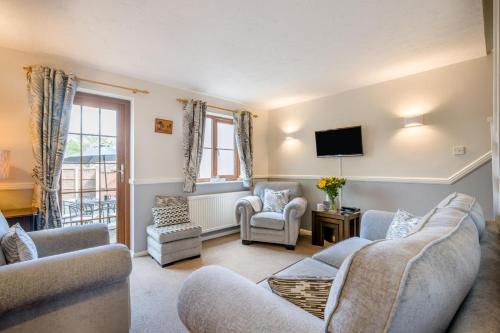 Iekārtas, 2 Bed in Wangford oc-h36934 in Uggeshall
