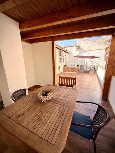 Laurel Lounge & Terrace 4