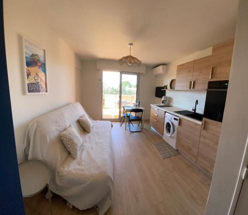 L'Orangeraie T2 Bandol clim terrasse proche à pieds mer gare ville pour 1 à 4 personnes - Location saisonnière - Bandol
