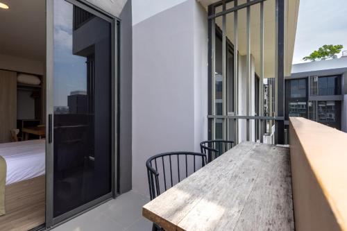 2 bedrooms, 3 beds