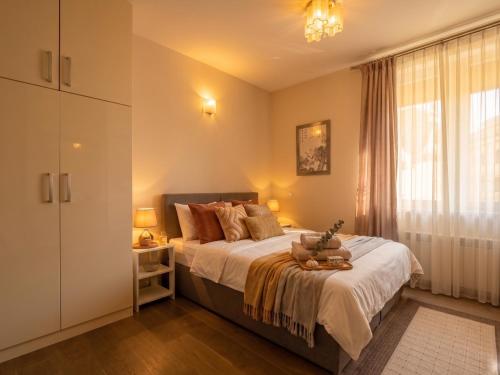 Słoneczne studio przy Placu Unii by VAYA STAYS, Варшава