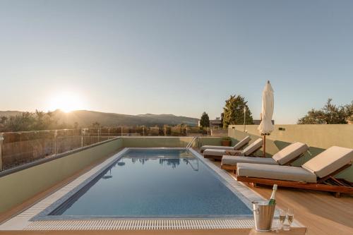 Elaiotopos Luxury Living Suites - Αρκαλοχώρι