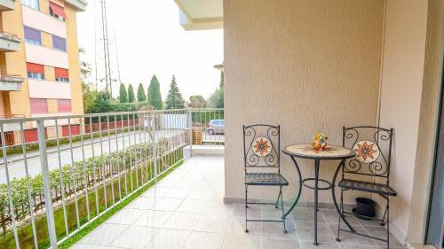 Great Apartment near the Centre - with Free Parking in Massa E Cozzile