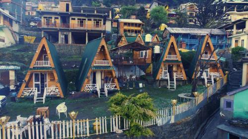 Chilux manali – khách sạn tại Aleo