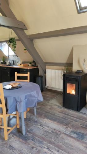 les gites du soulor L' ESTAING avec balneo, bain nordique et sauna a 2 minutes du centre d'arrens ma in 阿肯馬素