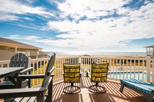 Fish Tales by Oak Island Accommodations, Oak Island