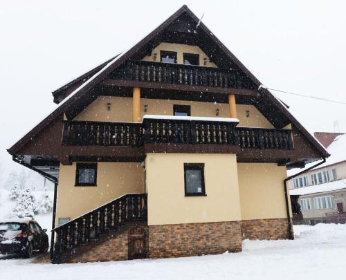 PIOTROWSKi HOUSE in Nowica