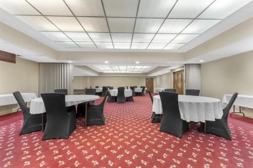 Best Western Braddock Inn - image 18