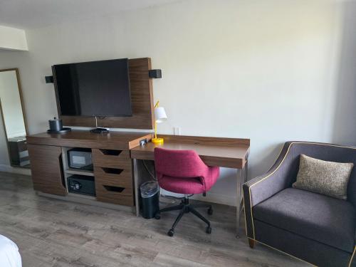 Penn Lodge Hotel & Suites Philadelphia - Bensalem in Bensalem, USA