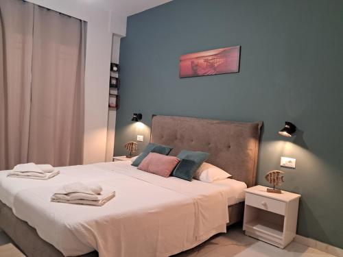 Poppy Beloni, Chania