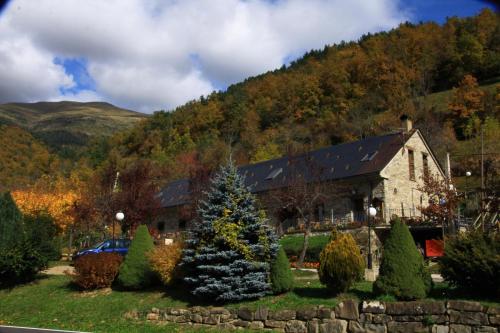 Hotel, Bungalows y Camping Viu, Víu bei El Pueyo de Araguás