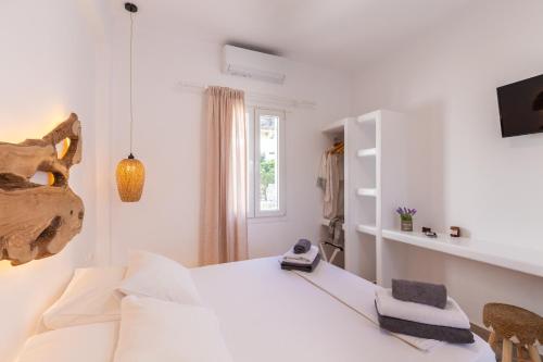 Alexandra Suites & Rooms - MYKONOS PORT – Tourlos, UT