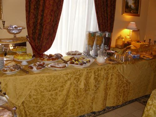 Hotel del Centro - image 11