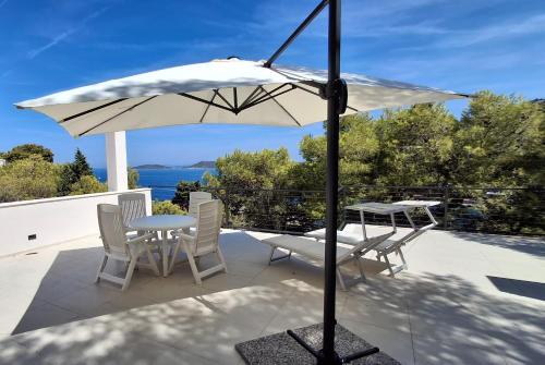 Attractions, Holiday Lodge M3 in Zirje