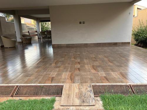Ribeirânia Townhouse - image 2