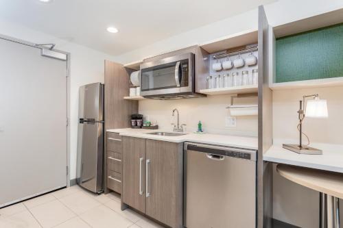 Home 2 Suites By Hilton Indianapolis Northwest - image 22