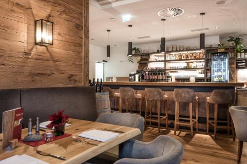 레스토랑, 알펜파크 호텔 앤 아파트먼트 오글러 카프룬 (AlpenParks Hotel & Apartment Orgler Kaprun) in 카프룬