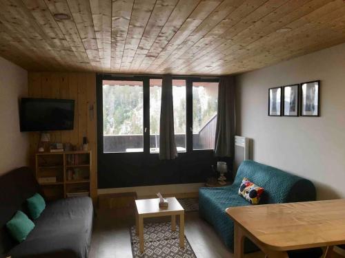 Grand studio PRA-LOUP 1600 avec terrasse in Uvernet-Fours