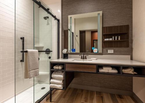 Hilton Garden Inn- Chicago Central Loop - image 18