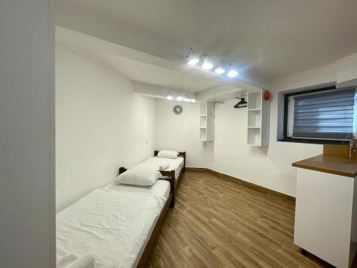 Engadin Central 2bed Room