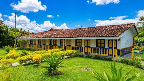 Finca Hotel La Herencia Cafetera in Montenegro