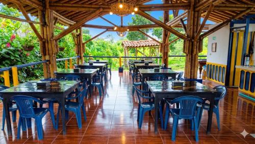 Finca Hotel La Herencia Cafetera in Montenegro