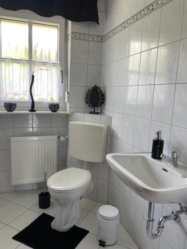 Fürdőszoba, Ferienhaus Heidi in Lam
