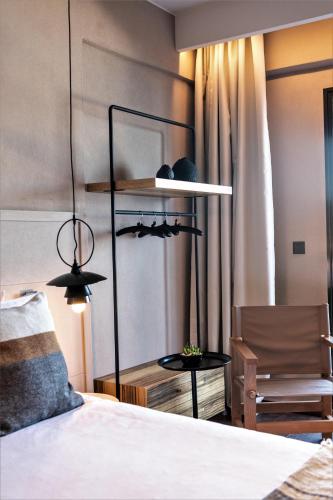 Domes Aulus Elounda, Adults only, Curio Collection by Hilton Room Type - Queen Tropical Nest with Shared Pool