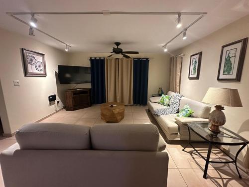 Caribbean Home – khách sạn tại Five Islands