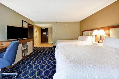 Hampton Inn Auburn - image 19
