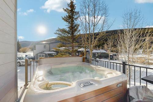 Simple Leafs in Breckenridge, USA