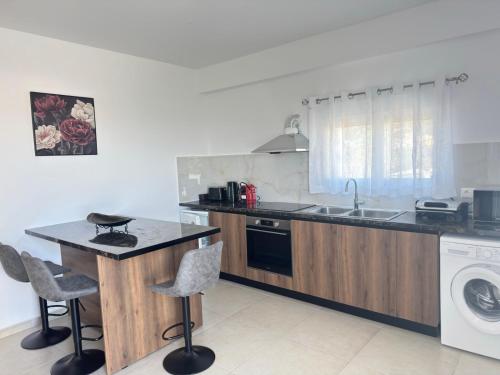 Iliana Apartment 4