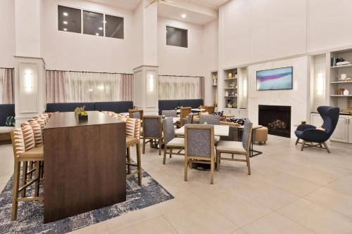 Hampton Inn & Suites Lanett/West Point - image 19
